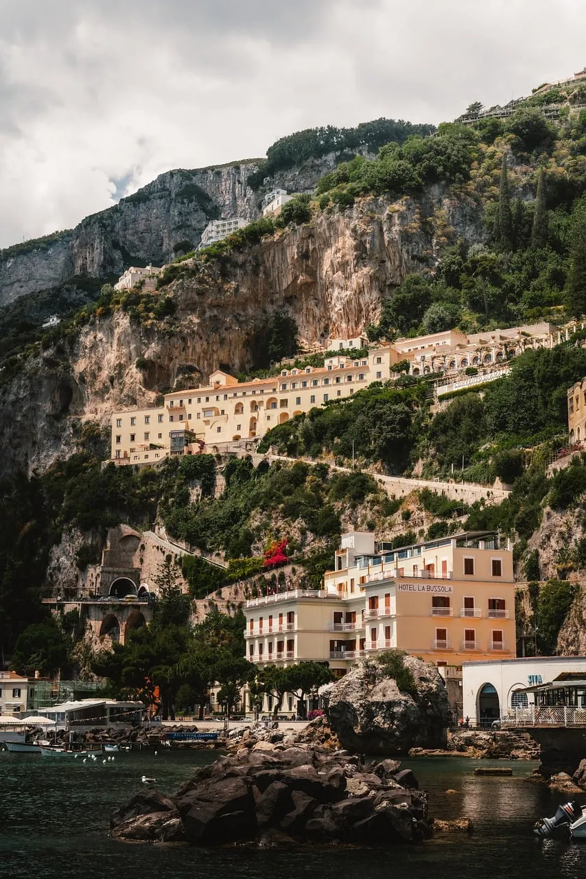 Ahmetyuksek Amalfi